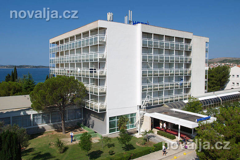 Hlavní budova (centrální část) hotel Imperial****, Vodice, Chorvatsko