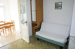 apartmány Bagarić: žltý apartmán pre 4-5 osôb, 
1. poschodie