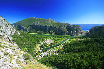 Letovisko - Omiš-Duće - pláže