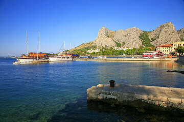 Letovisko - Omiš-Duće - pláže