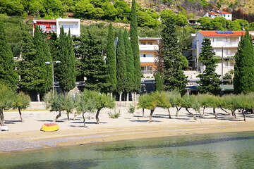 Letovisko - Omiš-Duće - pláže