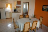 apartmány Mirjana: apartmán 1L pre 5-6 osôb, 
prízemie, vľavo