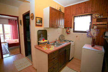 apartmány Sestre: apartmán A2, pre 2-3 osoby, 
1. poschodie, dom Sestre I