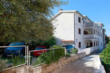 Apartmány Podgora 11 - parkoviště u domu, Podgora, Chorvatsko