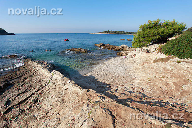 Pláže - Pula-Banjole, poloostrov Istrie, Chorvatsko