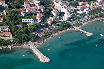 Apartmány Omiš-Duće letecky, Chorvatsko