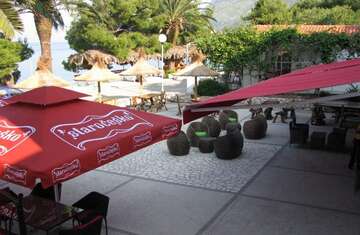Hotel Laguna** - kavárna, Gradac, Chorvatsko