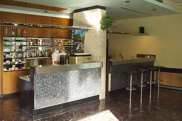 Bar hotelu Imperial****/***, Vodice, Chorvatsko