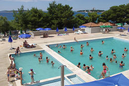 Bazén u hotelu Imperial****/***, Vodice, Chorvatsko