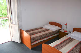 apartmány Zubović: apartmán A2 pre 4 osoby, 
1. poschodie