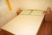 apartmány Mirjana: apartmán 2L pre 5-6 osôb,
1. poschodie, vľavo