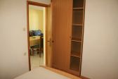 apartmány Mirjana: apartmán 2L pre 5-6 osôb,
1. poschodie, vľavo