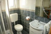 apartmány Mirjana: apartmán 2L pre 5-6 osôb,
1. poschodie, vľavo