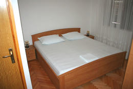 apartmány Paško: apartmán A3 pre 6-8 osôb, 
2. poschodie 