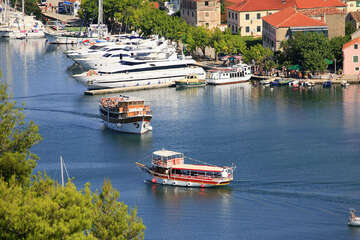 Plavba Skradin - Skradinskému vodopád, Chorvatsko