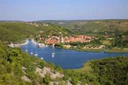 Plavba Skradin - Skradinskému vodopád, Chorvatsko