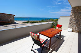 A2 - apartmány Osama, zátoka u Povljany, ostrov Pag, dovolená Chorvatsko