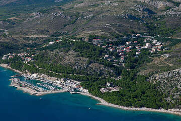 Krvavica - letecký pohled, Chorvatsko