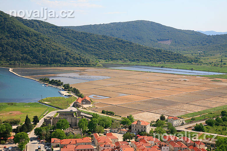 Tradičná výroba soli v Stone