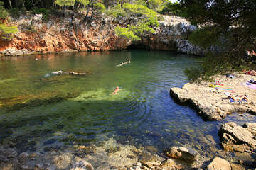 Slané jezero Mrtvo more, ostrov Lokrum, Chorvatsko