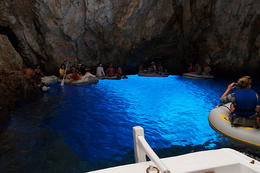 Modrá jeskyně (Modra špilja), ostrov Biševo, Chorvatsko