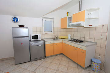 Apartmány Lina: apartmán A1, pre 2–4 osoby, 2. poschodie