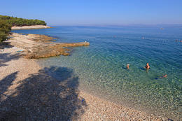 Apartmány Akoš - pláž poblíž domu, Sutivan, ostrov Brač, Chorvatsko