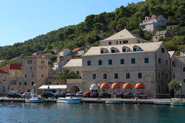 Městečko Pučišća, ostrov Brač, Chorvatsko