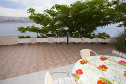 A2 - apartmány Erik, Metajna, ostrov Pag, Chorvatsko