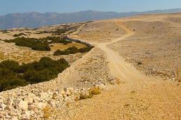 Cesta k Pažskému trojúhelníku, ostrov Pag