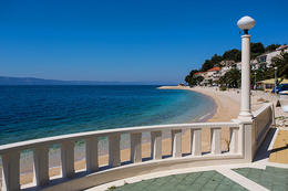 Apartmány Dragan - pláž před domem, Podgora - Čaklje, Chorvatsko