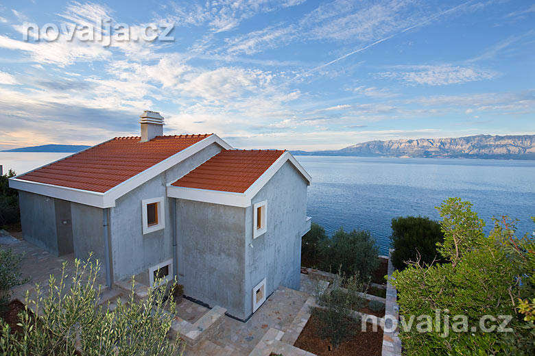 Robinzonáda Jurasović -&nbsp;Hvar -&nbsp;severné zátoky