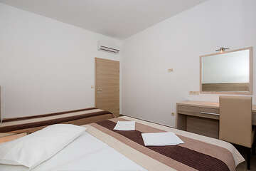 Apartmán 101 - hotel Ivando - depandance****, Drvenik, Chorvatsko