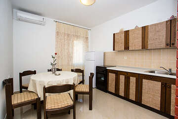 A1 - apartmány Draga, Dinjiška, ostrov Pag, Chorvatsko