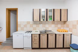 A5 - apartmány Osama, zátoka u Povljany, ostrov Pag, Chorvatsko