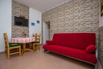 A2 - apartmány Enim, Promajna, Chorvatsko