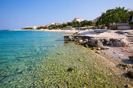 Apartmány Maša-I - kamenitá pláž a betonová terasa 100 od domu, Mandre, ostrov Pag, Chorvatsko