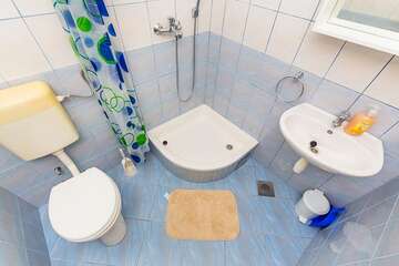 A2 - apartmány Meri, jižní zátoky ostrova Hvar, Chorvatsko