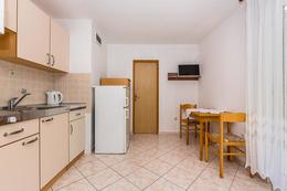 C - apartmány Odorčić, Potočnica, ostrov Pag, Chorvatsko