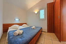 Hotel Resnik** - bungalovy Suite, Kaštel Štafilić, Chorvatsko