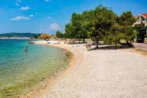 Vodice - Srima, pláže, Šibenická riviéra, Chorvatsko