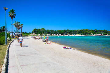 Apartmány Dagmar - písčitooblázková pláž u hotelu (800 m od domu), Novalja, ostrov Pag, Chorvatsko