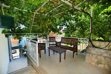 A1 - apartmány Michael, Pisak, Omišská riviéra, Chorvatsko