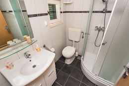 A4 - apartmány Michael, Pisak, Omišská riviéra, Chorvatsko