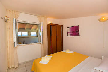 A4 - apartmány Michael, Pisak, Omišská riviéra, Chorvatsko