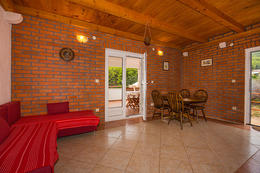 A2 - apartmány Oleander, jižní zátoky, ostrov Hvar, Chorvatsko