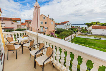 A2 - apartmány Nevenica, Vodice, Chorvatsko