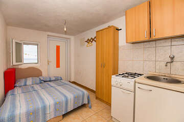 A2 - apartmány Simba (starší snímek), jižní zátoky, ostrov Hvar, Chorvatsko