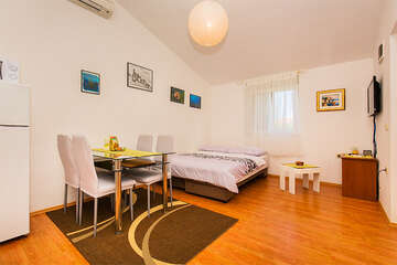 A1 - apartmány Cimet, Privlaka, Zadarská riviéra, Chorvatsko