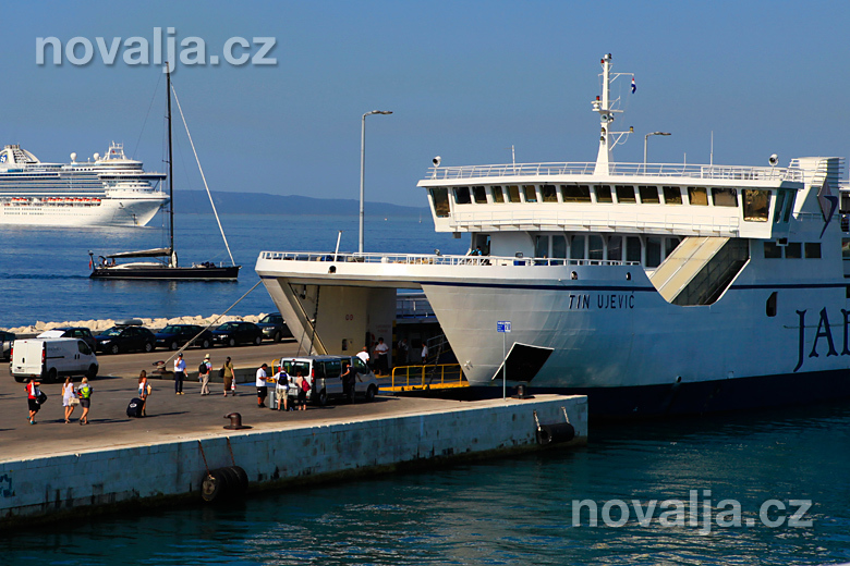 Trajekty Chorvatsko Trajekt Pag Hvar Brac Novalja